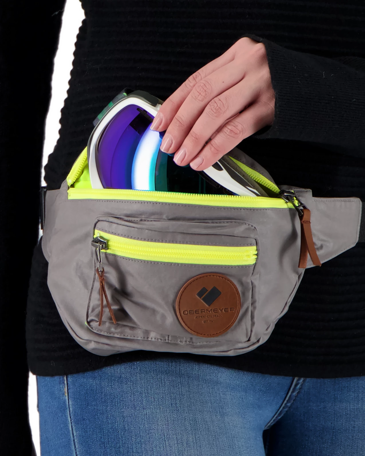 Obermeyer Her Hip-ster Bag - Suitable Grey 6 Obermeyer Her Hip-ster Bag - Suitable Grey - Image 4